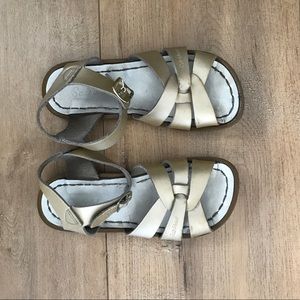 Girls Saltwater sandals